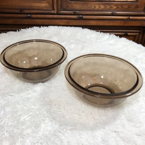 Vintage Set of 2 Amber Pyrex 1qt Rimmed Bowls - Picture 3 of 7